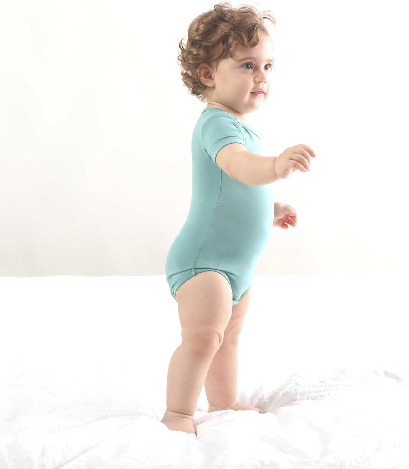 Baby Short Sleeve Solid Bodysuit - Super Soft Rayon made from Bamboo - Newborn Infant Toddler Boy Girl - 5-Pack