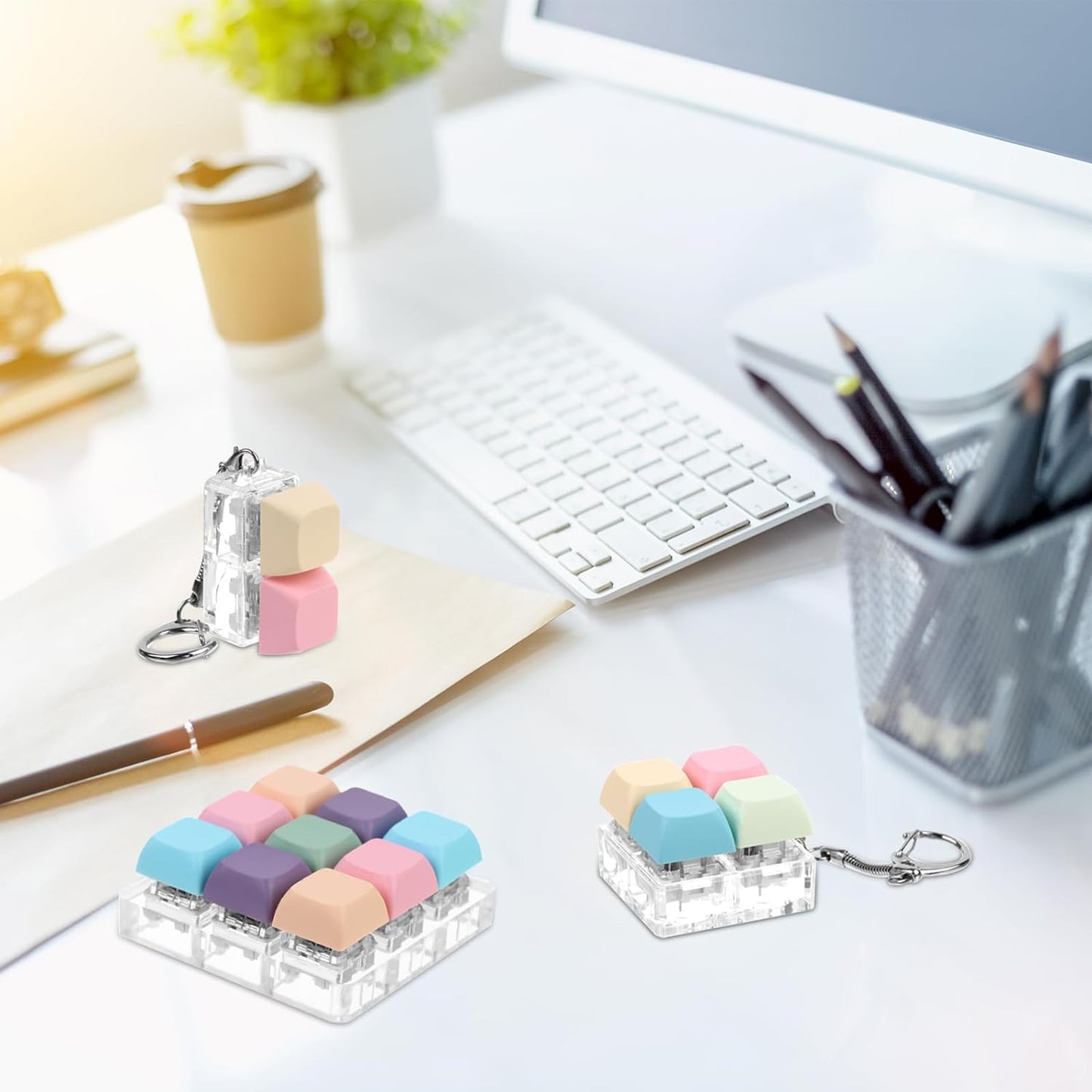 6Pcs Keyboard Fidget Toy Keyboard Fidget Keychain Decompression Toys Fidget Clicker Keyboard,Fidget Keychain Stress Relief Gifts for Adult to Relief Stress Pass The Time