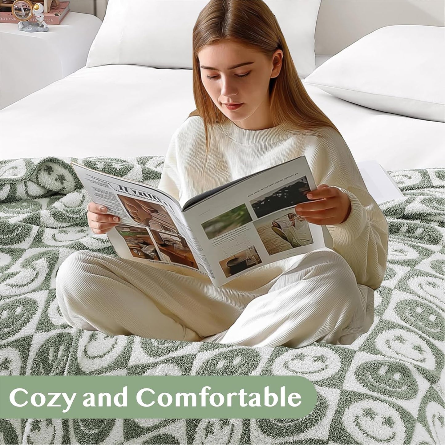 WRENSONGE Checkered Throw Blanket Seagrass Smiling Face Soft Cozy Fluffy Warm Hand Made Throw Blankets for Couch, Sofa, Chair, Bed, Camping, Picnic, Travel Lightweight Bed Blanket - 50"*60"