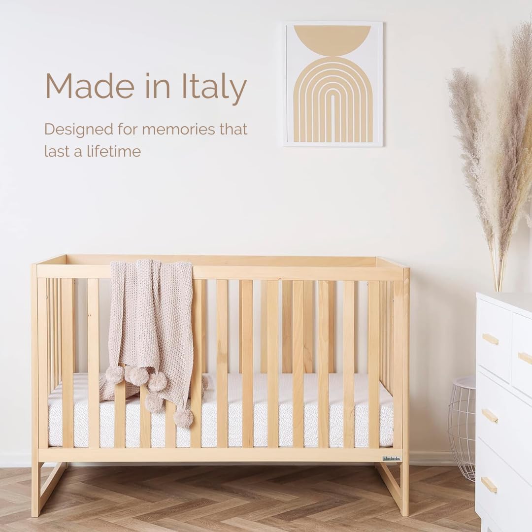 dadada Austin 3-in-1 Convertible Crib to Toddler Bed & Daybed - Made in Italy, GREENGUARD Gold Certified, Baby-Safe Finish, Sustainable Beech Wood, Modern Design, 3 Adjustable Heights (Natural)