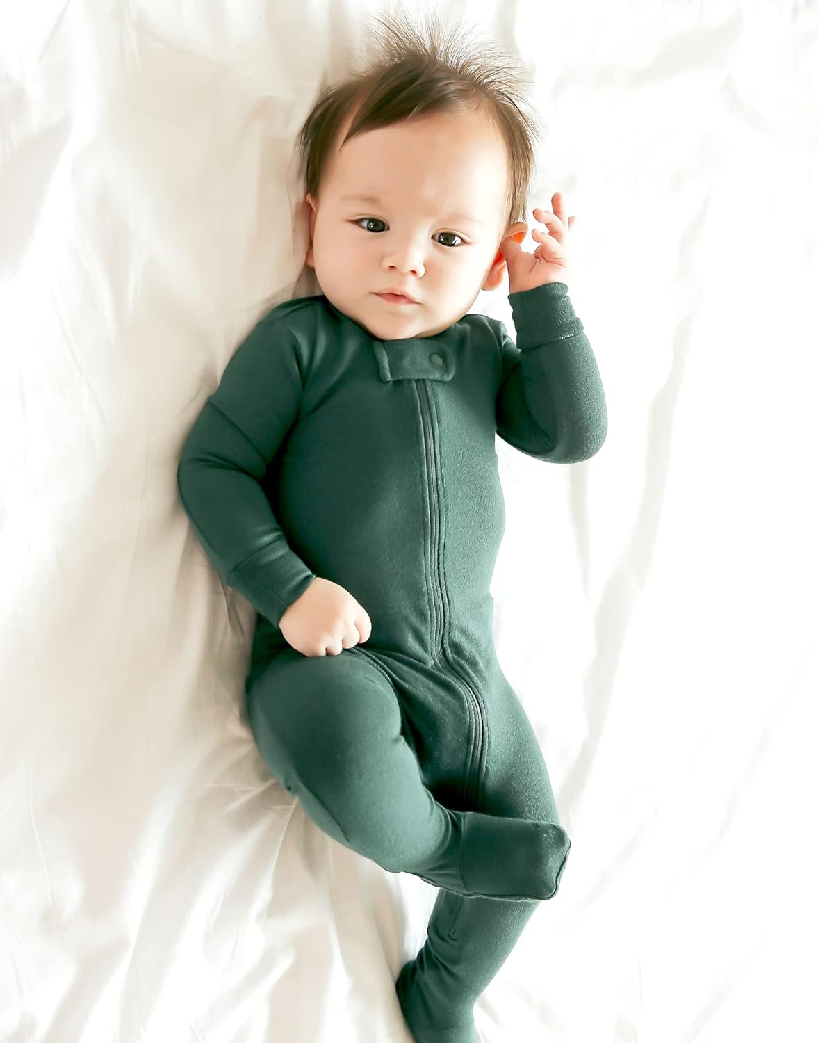 VAENAIT BABY Infant Toddler Boys Girls Footed One-Piece Sleep and Play Premium Modal Pajamas 1-2 Pieces