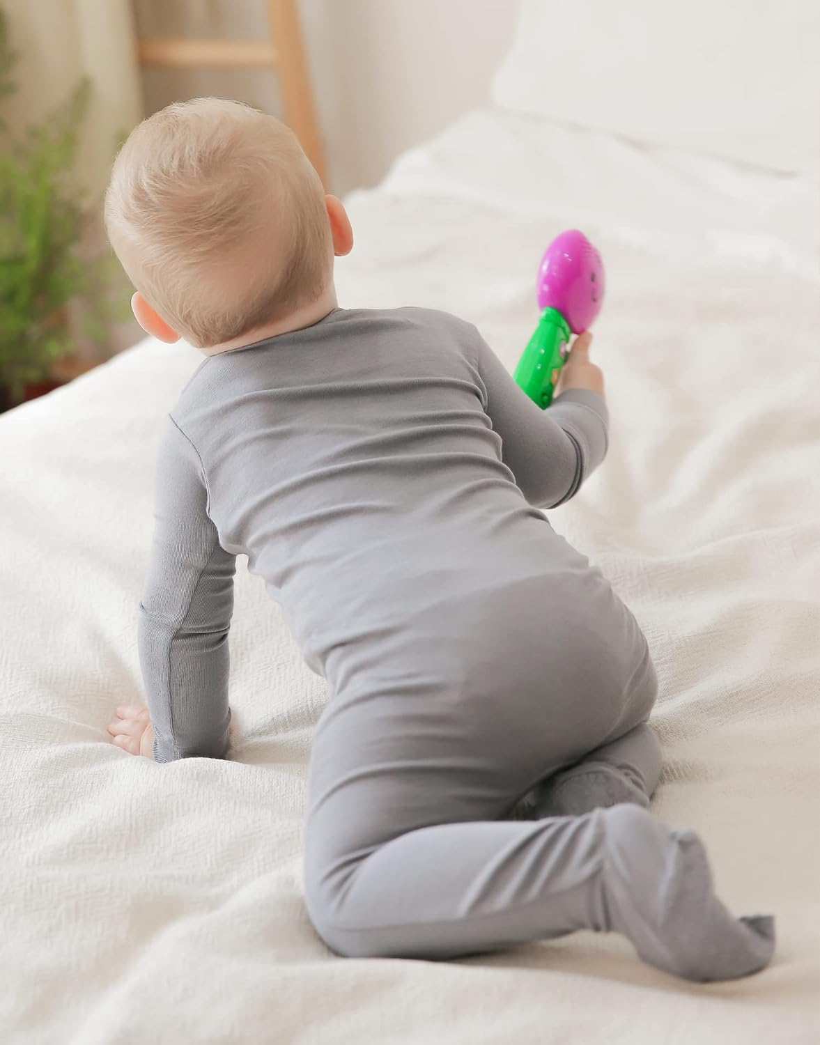 VAENAIT BABY Infant Toddler Boys Girls Footed One-Piece Sleep and Play Premium Modal Pajamas 1-2 Pieces