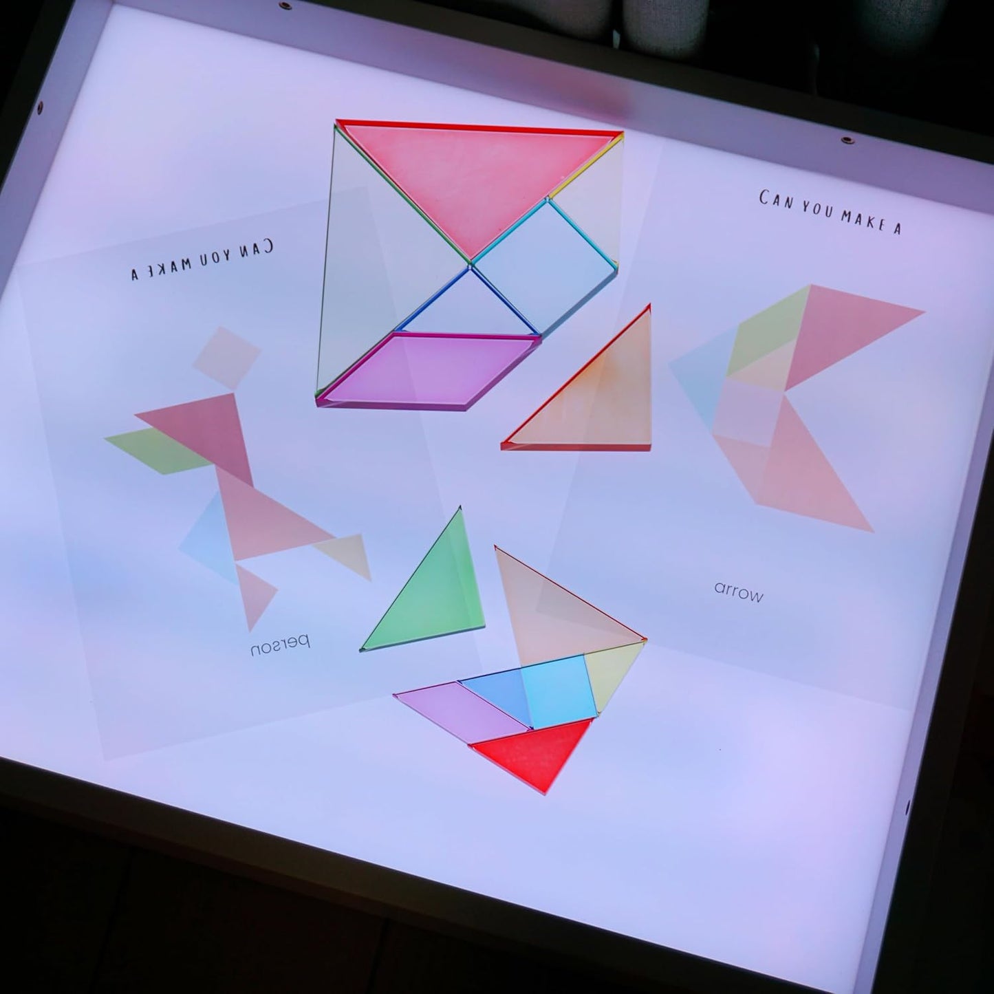 Light Experiment Loose Parts Learning Kit, Light Table Transparent Materials, STEAM Activitis for Kids 3+, Montessori & Reggio Inspired Kindergarten Preschool Classoom Accessary (Regular Size)