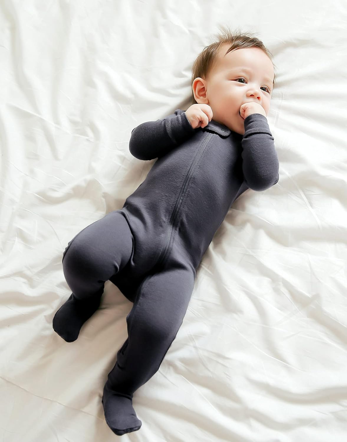 VAENAIT BABY Infant Toddler Boys Girls Footed One-Piece Sleep and Play Premium Modal Pajamas 1-2 Pieces