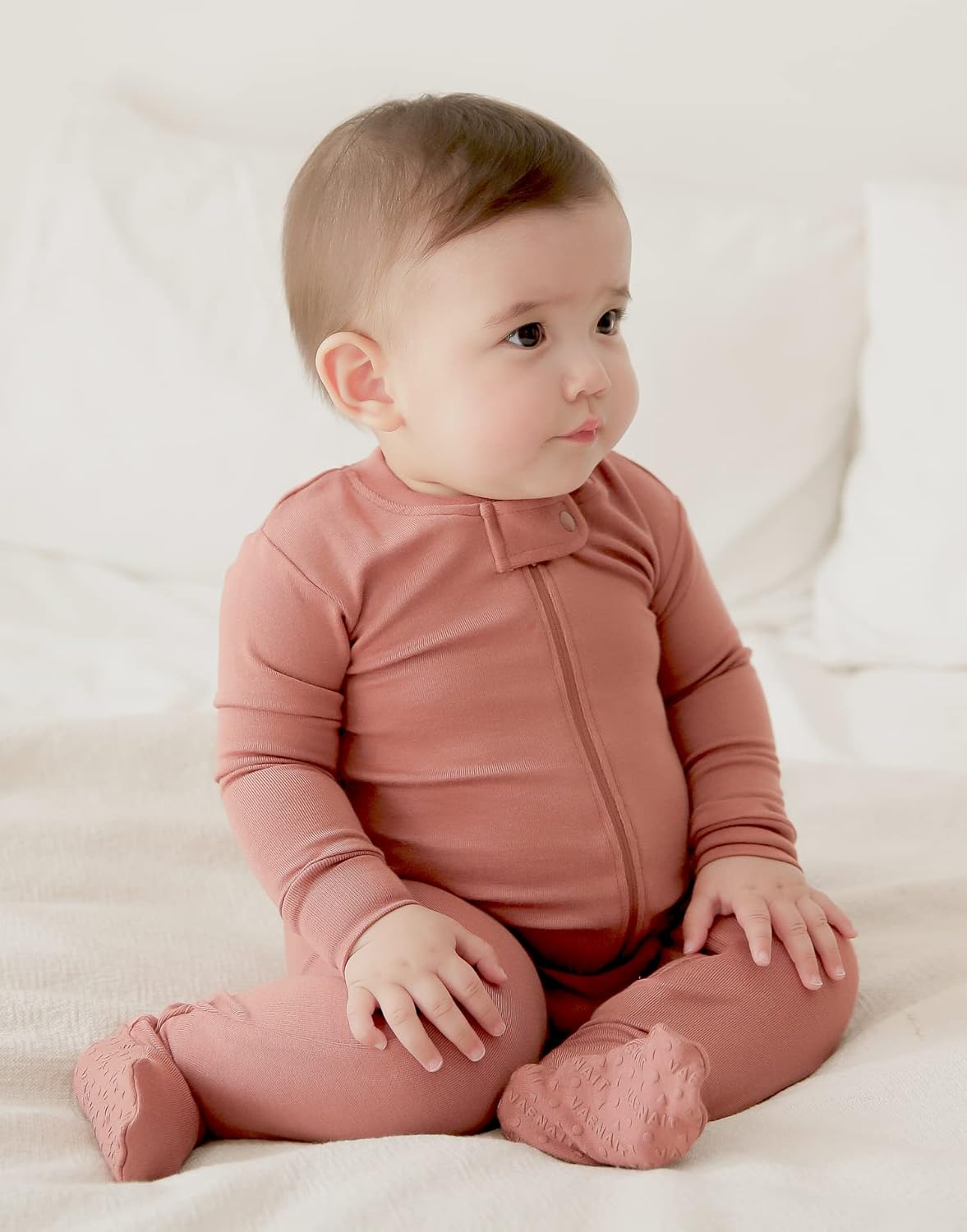 VAENAIT BABY Infant Toddler Boys Girls Footed One-Piece Sleep and Play Premium Modal Pajamas 1-2 Pieces