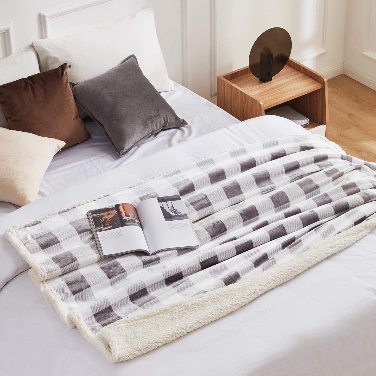 Touchat Sherpa Plaid Twin Blanket 60" X 70", Fuzzy Fluffy Soft Cozy Throw Blanket, Twin Size Plush Fleece Flannel Plush Microfiber Blanket for Couch Bed Sofa (Grey)