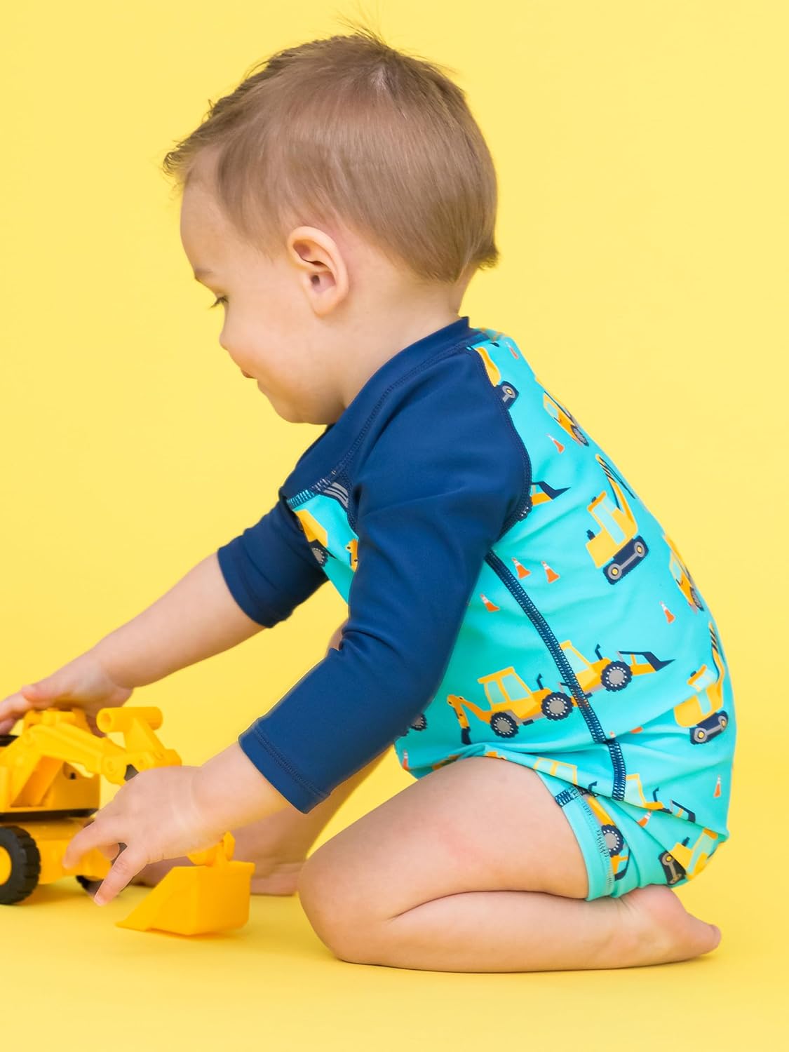 RUGGEDBUTTS Baby/Toddler Boy Swimsuit, One Piece Zipper Rash Guard Sunsuit with UPF 50+ Sun Protection