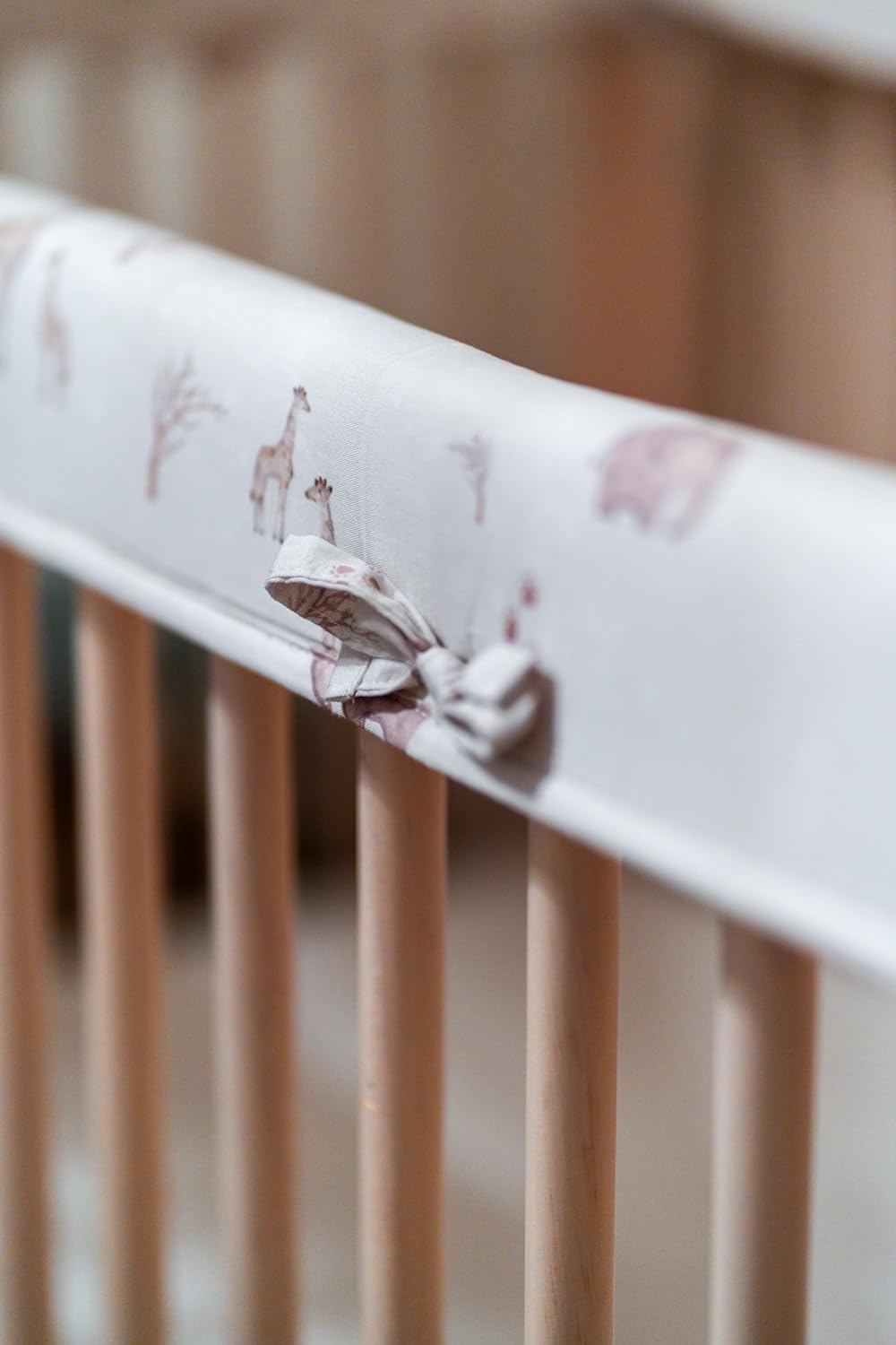 Stéphen House Ultra Soft Crib Rail Guard for Teething Double Thickness for Edge Protection for Top Rail 100% Cotton Lining Fits Standard Baby Cribs Easy to Clean Upgraded 4 Piece Set