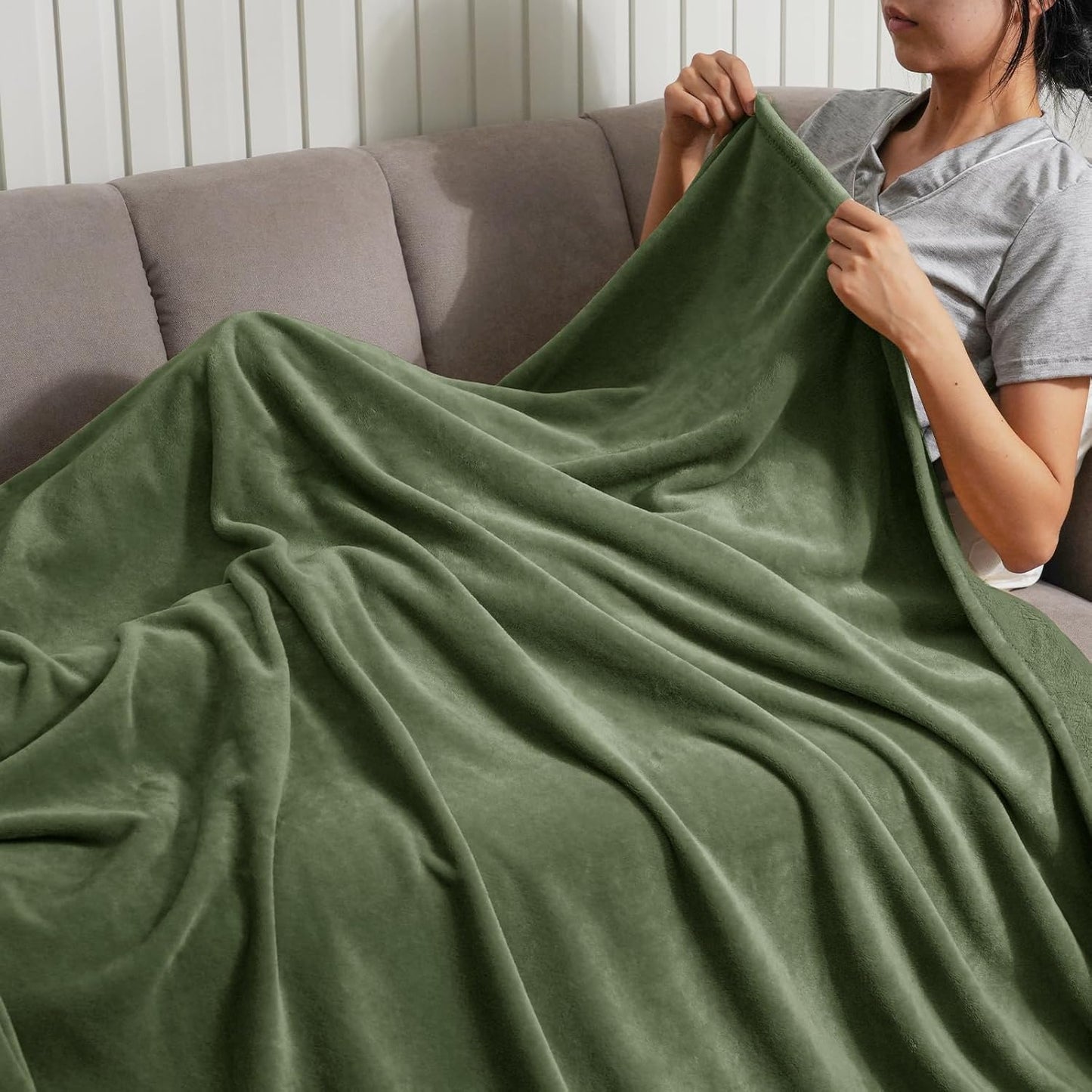PHF Ultra Soft Fleece Throw Blanket, No Shed No Pilling Luxury Plush Cozy 300GSM Lightweight Blanket for Bed, Couch, Chair, Sofa Suitable for All Season, 50" x 60", Olive Green