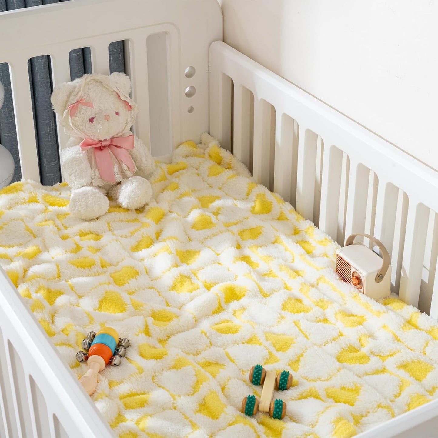 Fleece Baby Blanket for Girls 3D Checkerboard Design, Warm Cozy and Fluffy Infant Newborn Toddler Small Receiving Blankets for Crib Stroller, 30x40 Inches, Yellow