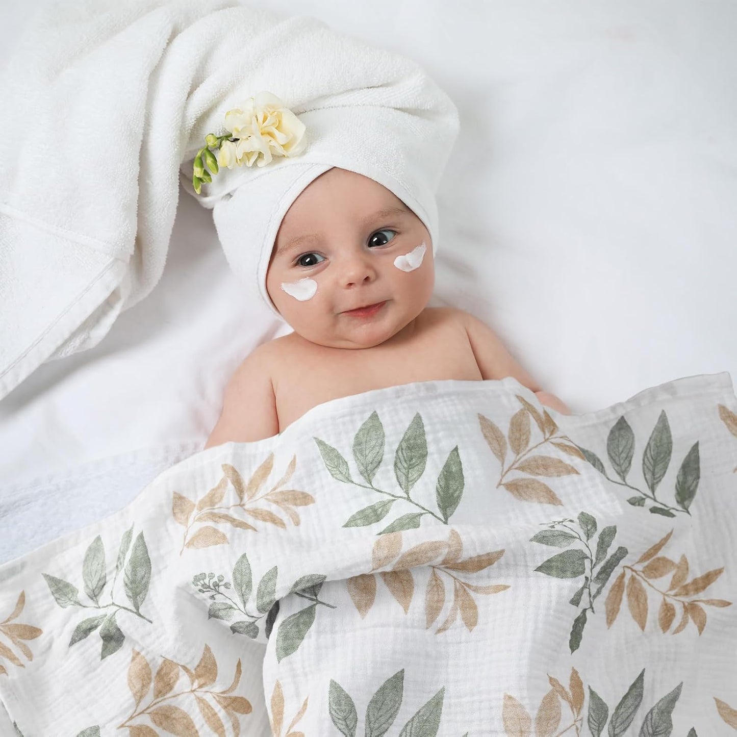 Muslin Receiving Blankets, Neutral Blanket Swaddling for Newborn Boys and Girls, 5 Pack Breathable and Skin-Friendly Swaddle Wrap for Infant Baby (Gentle Colors)