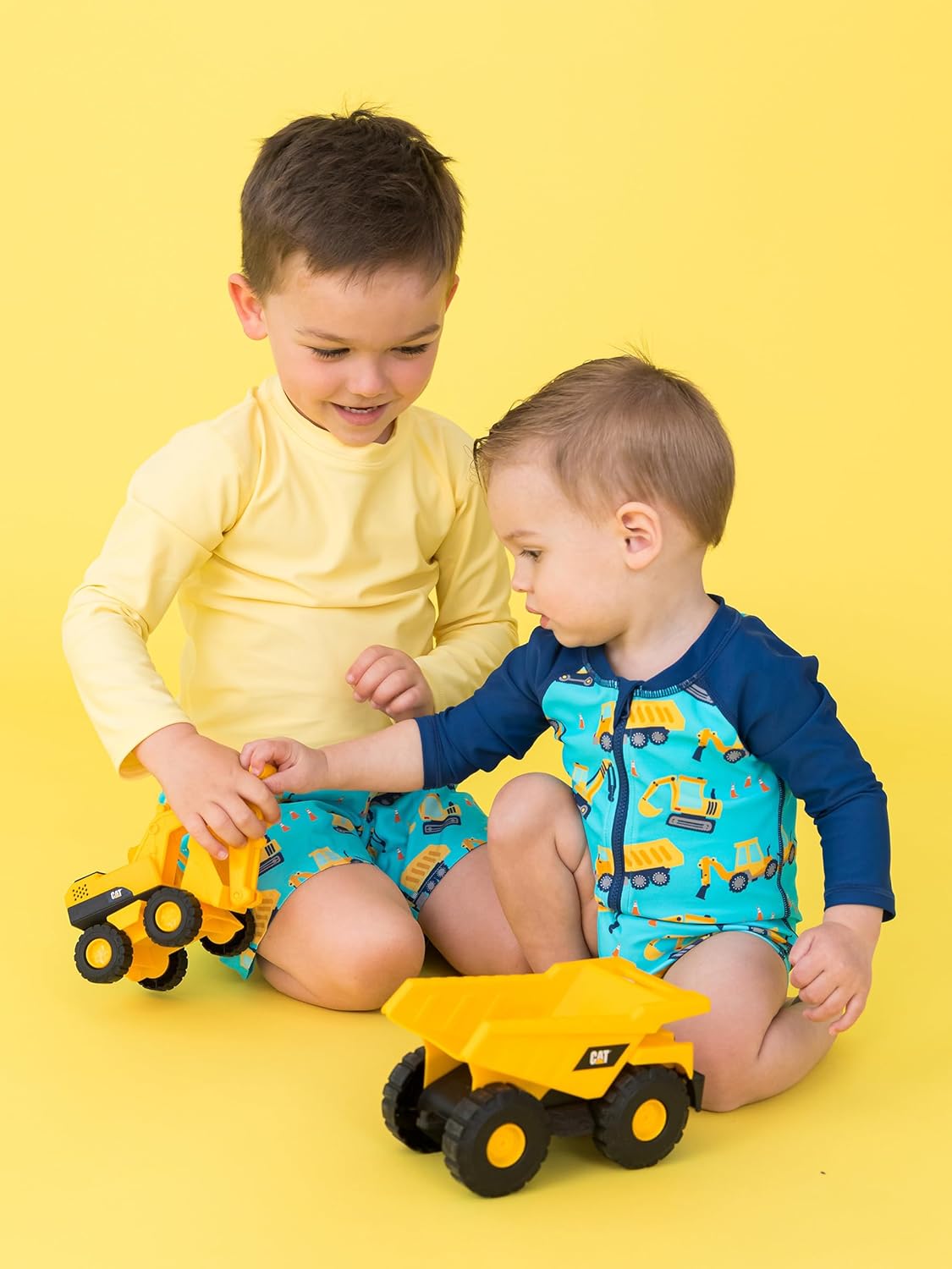 RUGGEDBUTTS Baby/Toddler Boy Swimsuit, One Piece Zipper Rash Guard Sunsuit with UPF 50+ Sun Protection