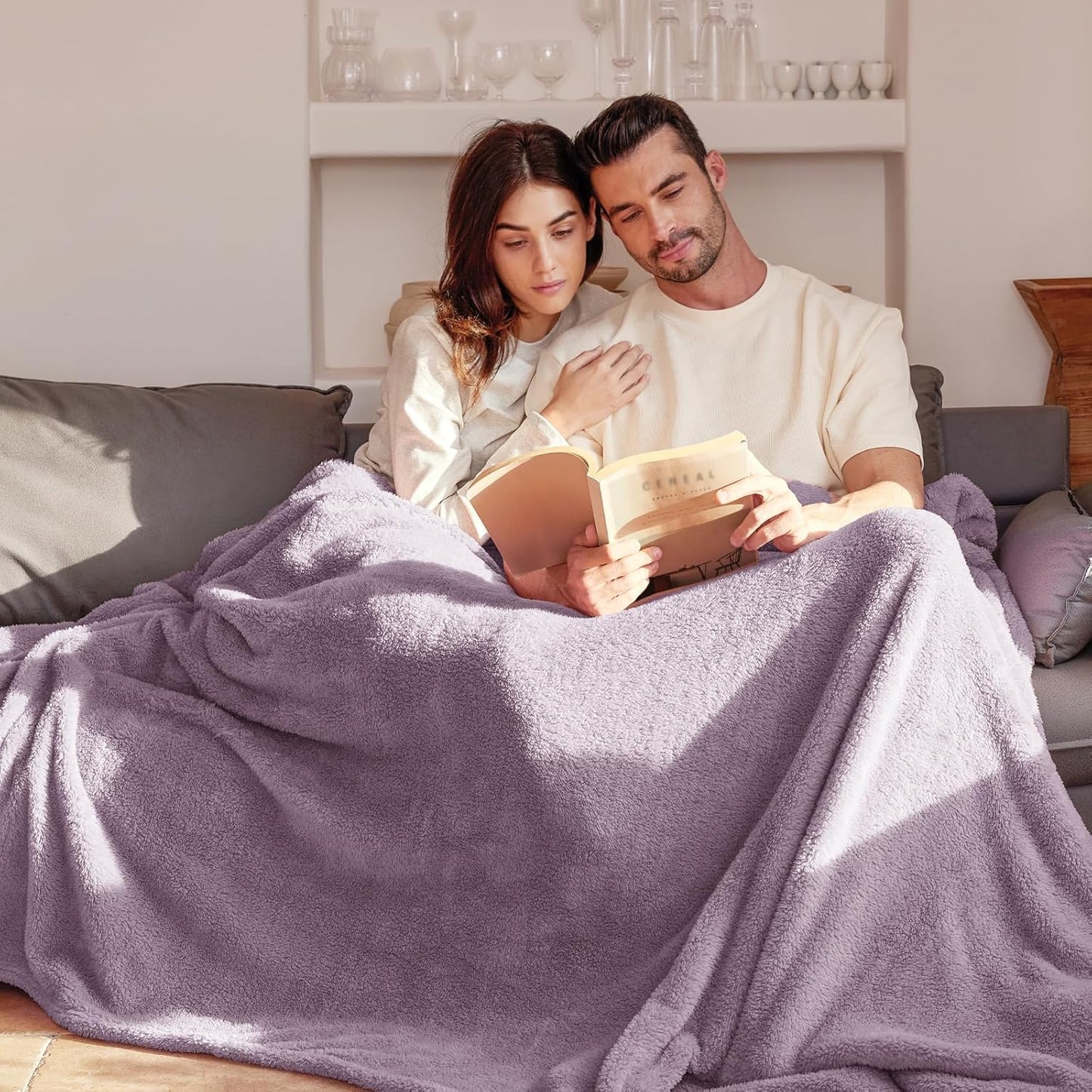 Exclusivo Mezcla Soft Fleece Throw Blanket for Couch, Super Soft Velvet Plush Bed Blanket, Fuzzy Cozy and Warm for All Seasons, 50x60 Inches, Grayish Purple