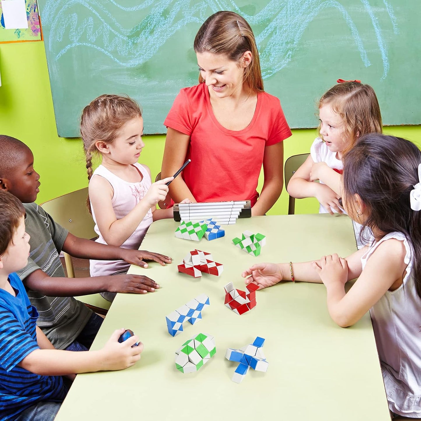 60 Pack Sensory Fidget Snake Cube 24 Blocks Twist Puzzles Toys Mini Snake Fidget Toy for Kids Teens Party Bag Fillers Party Favors