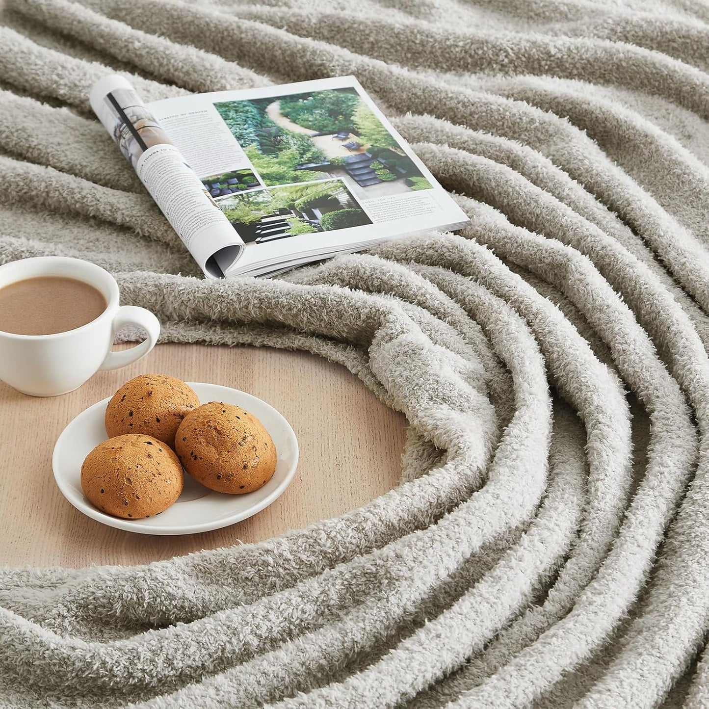 CYMULA Super Soft Knit Throw Blanket Twin Size Light Grey-Lightweight Plush Fuzzy Fluffy Warm Cozy Blankets and Throws for Sofa Bed All Season Use, 60x80 inches