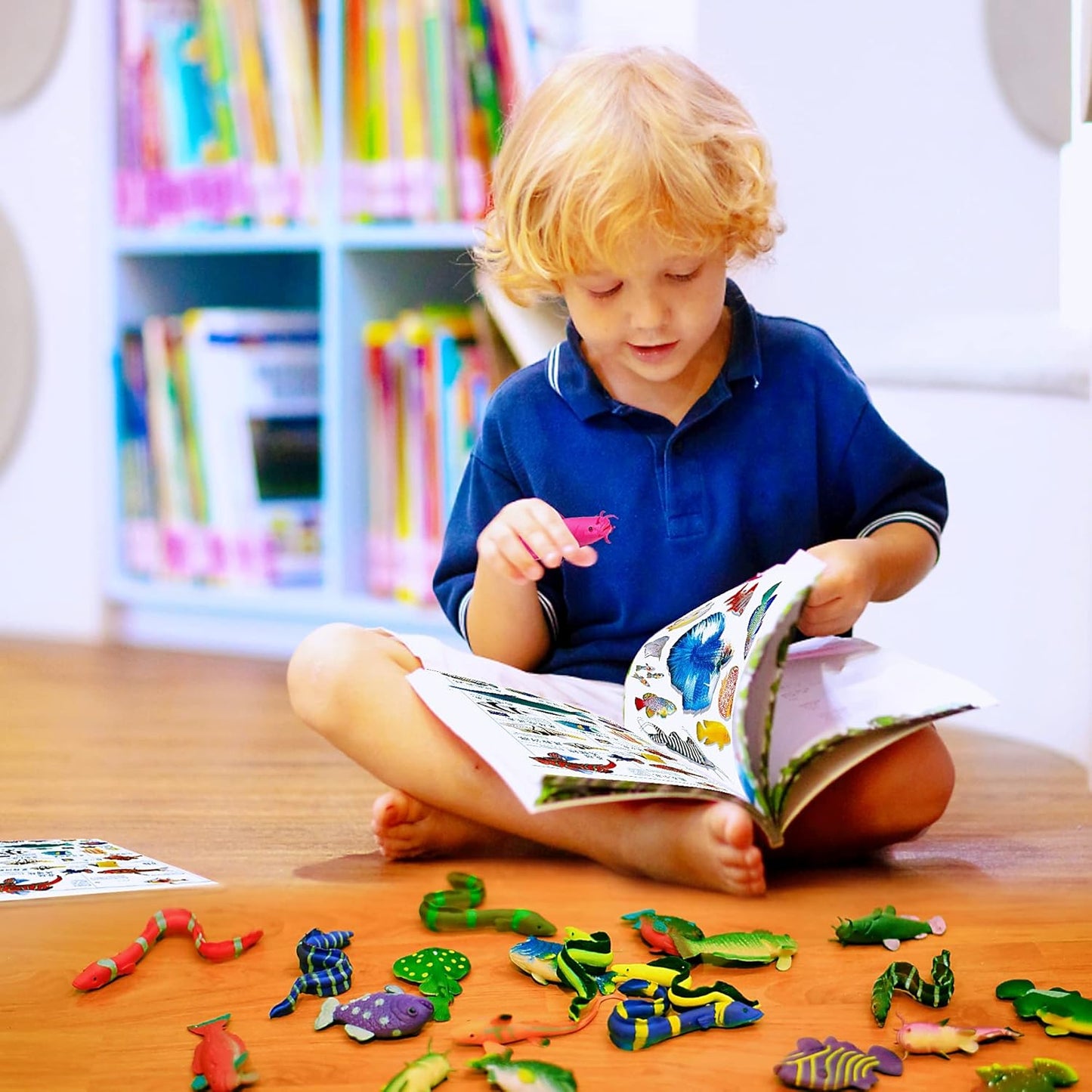 10PCS Sea Animal Figurines Bath Toys, Color Changing Ocean Fish Toys, Stretchy Realistic Animal Set, for Kids 3 and Up, for Themed Parties, Cake Topper, Classroom Rewards, Goodie Bag Filler