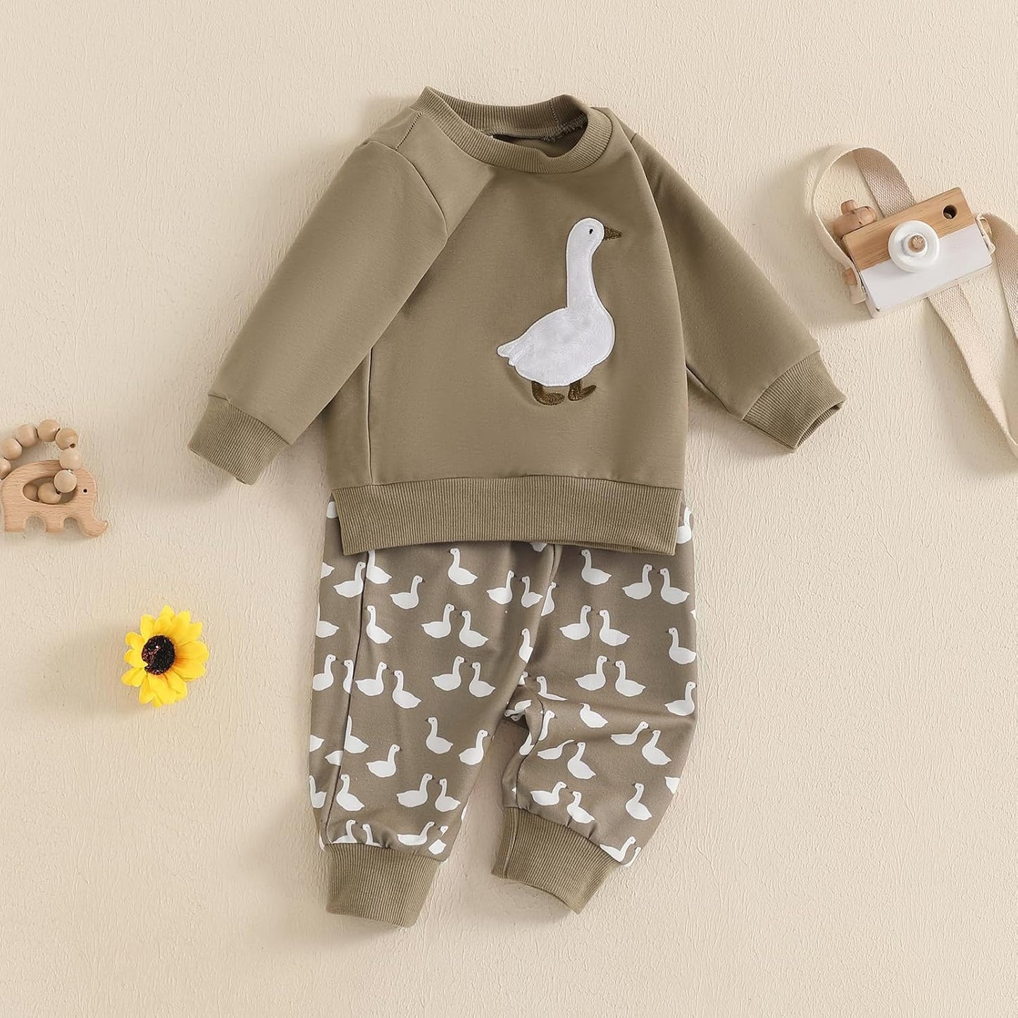 WZTYYDS Toddler Boy Clothes 2T 3T 4T 5T Fall Outfits Baby Pullover & Pants Sets Kids Winter 2Pcs Sweatsuit