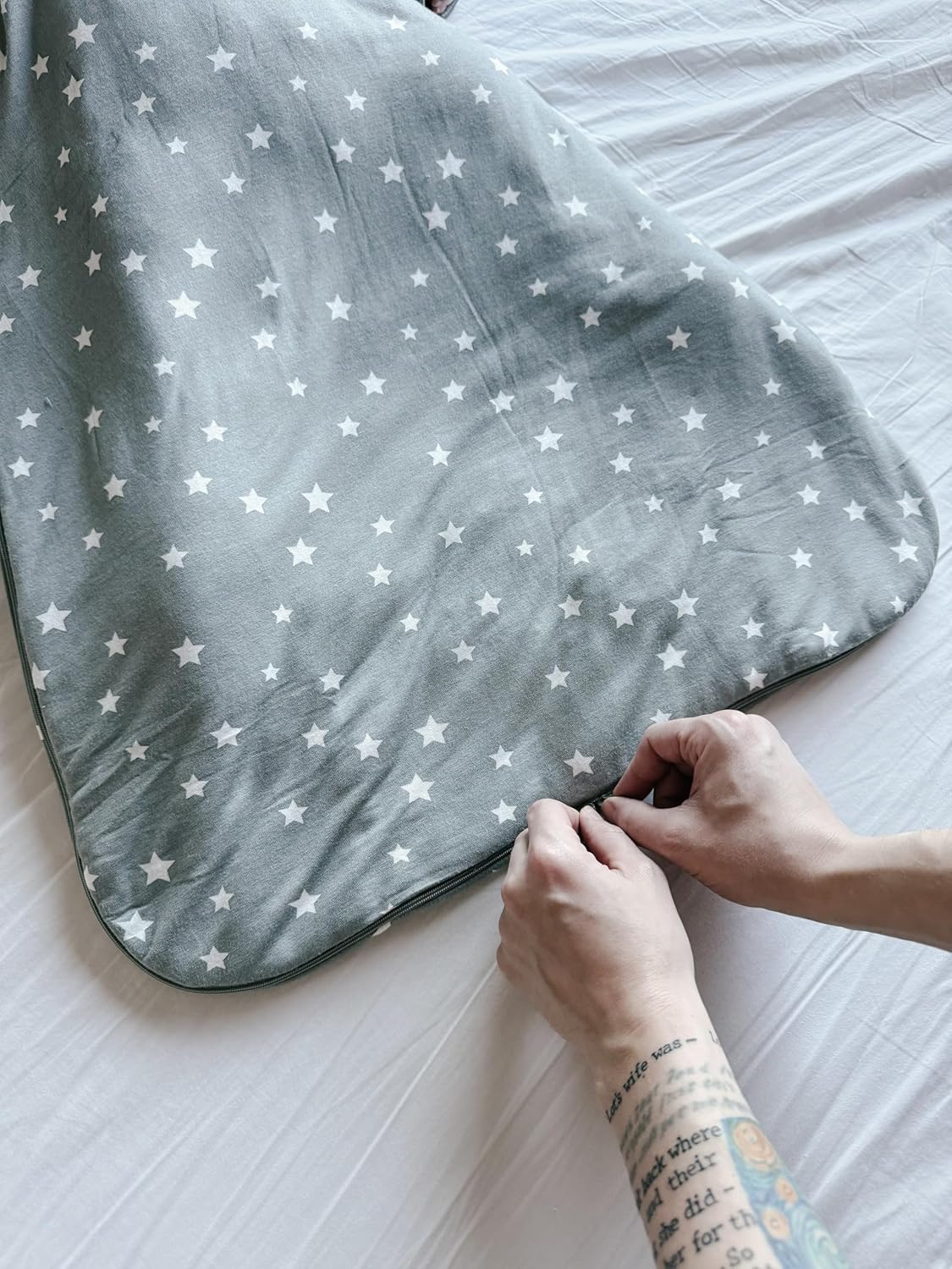 GUNAMUNA Unisex Long-Sleeve Sleep Sack, Wearable Sleep Bag for Babies and Toddlers, Soft Rayon, 1.0 TOG, 3 to 36 Months